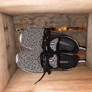 Black and white knitted athletic shoes C9 by champion